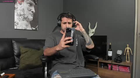 Daves online show from December 6, 1:22 pm