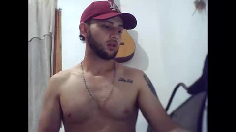 Snapshot of david23vergota chatting on October 1, 4:07 am david23vergota online show from October 1, 4:07 am