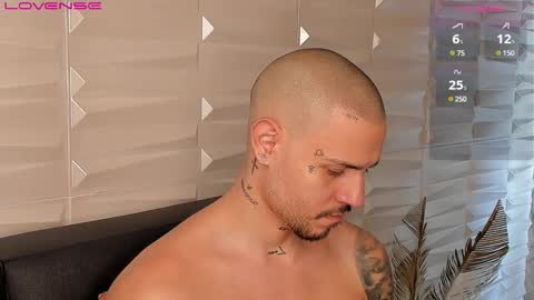 David col11 online show from December 23, 3:23 pm