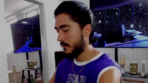 Hey im David that loves to explore and speak their fantasies. Very open talktative and nice. Feel free to chat with me online show from February 1, 1:09 pm