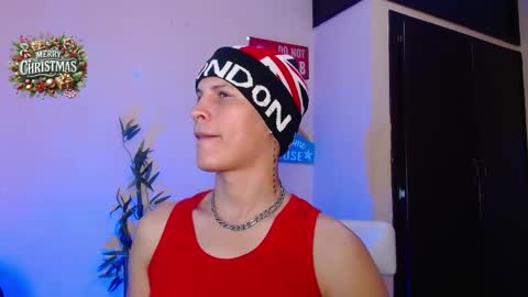 Snapshot of david_neill chatting on December 27, 3:42 am David Neill online show from December 27, 3:42 am