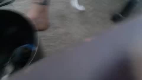 Snapshot of davidangel987 chatting on January 7, 10:08 pm davidangel987 online show from January 7, 10:08 pm