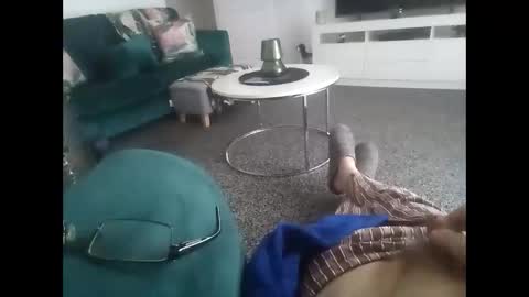 davidf75 online show from October 11, 7:51 am