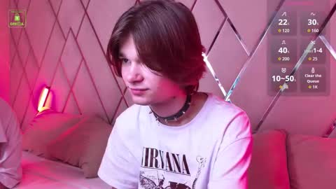 Snapshot of davidleatherhoff chatting on November 8, 10:26 am DAVID online show from November 8, 10:26 am