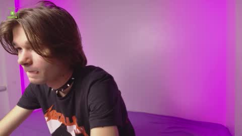 Snapshot of davidleatherhoff chatting on November 22, 3:33 pm DAVID online show from November 22, 3:33 pm