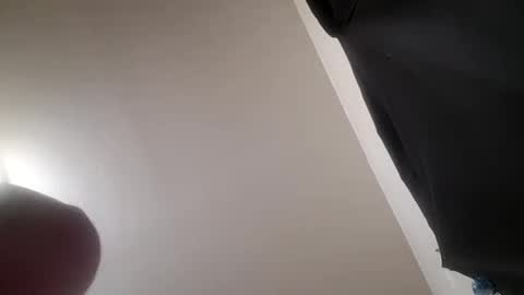 davidzhere222800 online show from December 28, 4:51 am