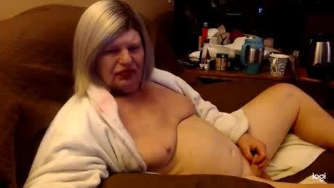 dawndoesall online show from December 11, 3:56 am