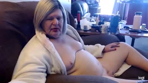 dawndoesall online show from January 5, 4:38 pm