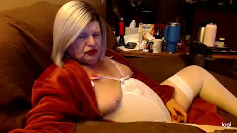 dawndoesall online show from January 6, 3:09 am