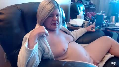 dawndoesall online show from January 16, 5:12 pm