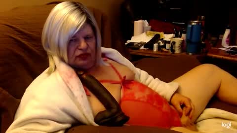 dawndoesall online show from February 11, 4:01 am