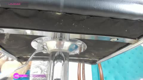 Snapshot of day_alexa chatting on October 11, 1:09 pm Day Alexa online show from October 11, 1:09 pm