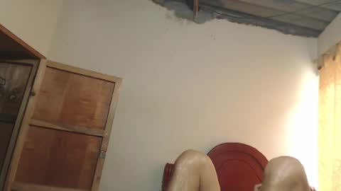 Dylon online show from September 29, 5:07 pm