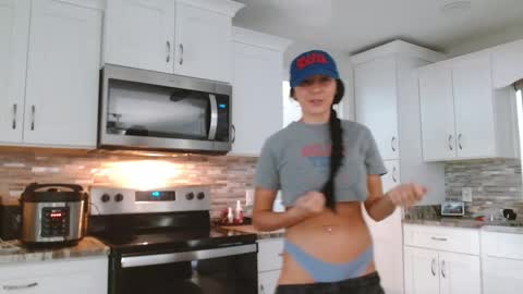 Snapshot of dazeydo chatting on October 26, 3:07 pm Dazey online show from October 26, 3:07 pm