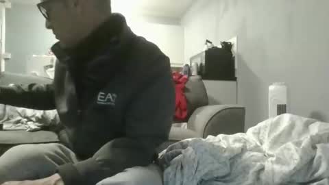 Dazzill online show from November 22, 9:47 pm