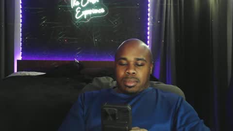 Snapshot of dcrush76 chatting on February 14, 4:26 am DCrush online show from February 14, 4:26 am