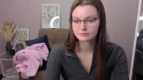 Jessica online show from October 17, 9:34 am