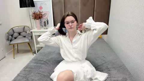 Jessica online show from October 31, 9:43 am