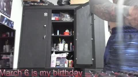    online show from March 5, 10:10 pm