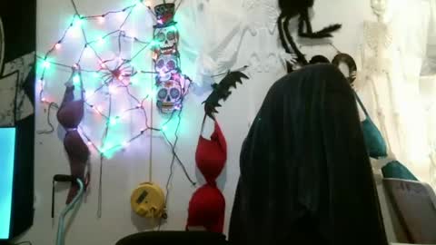 Snapshot of debbieafterhours69 chatting on October 8, 10:24 am DEBBIE online show from October 8, 10:24 am