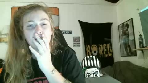 Snapshot of debbieafterhours69 chatting on October 22, 12:27 pm DEBBIE online show from October 22, 12:27 pm