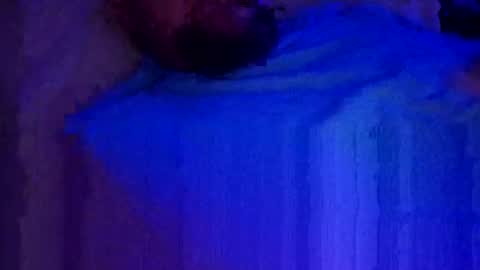 decoyx5o5 online show from December 14, 8:02 am