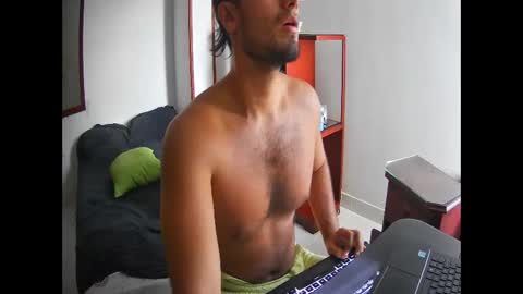 deividellobo online show from November 27, 8:33 pm