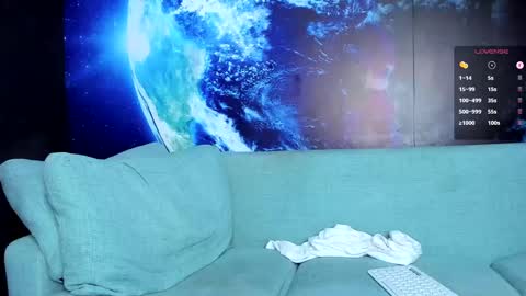 Delessandro online show from January 28, 2:32 am