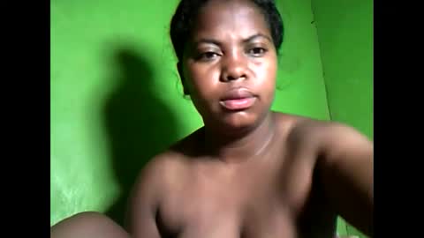 deliah712909 online show from March 8, 3:39 am