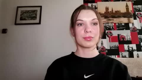 Aurora online show from January 16, 7:38 am