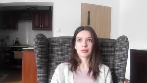 Aurora online show from February 7, 8:44 am