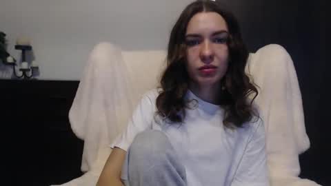 Aurora online show from October 23, 5:40 am