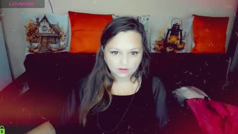 Margo online show from November 30, 8:02 pm