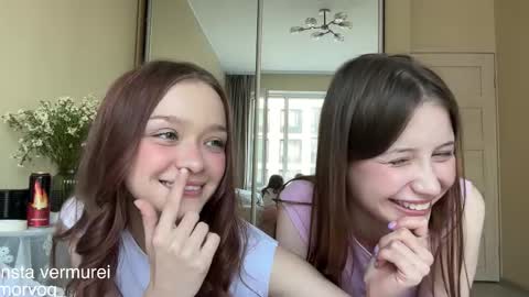 Delora online show from September 9, 1:21 pm