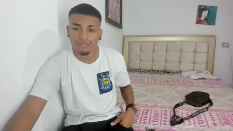 Snapshot of demol_latin chatting on January 18, 4:37 am MASTER DAV online show from January 18, 4:37 am