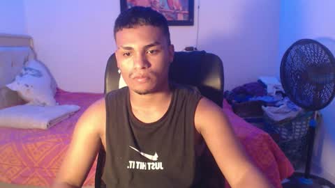 Snapshot of demol_latin chatting on September 15, 4:01 am MASTER DAV online show from September 15, 4:01 am