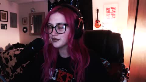 Snapshot of demongf chatting on January 26, 4:09 am Demoness Mina online show from January 26, 4:09 am