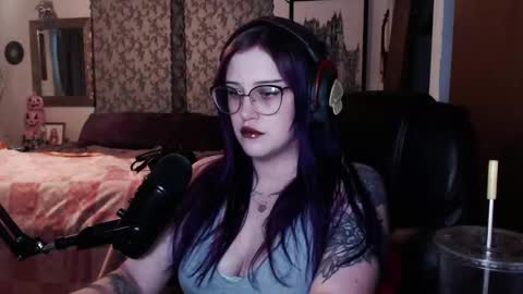 Snapshot of demongf chatting on October 12, 10:31 pm Demoness Mina online show from October 12, 10:31 pm