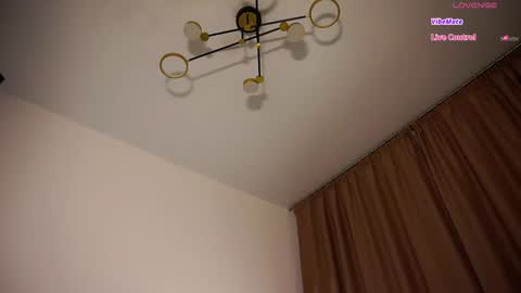 Snapshot of demoninangel chatting on December 27, 4:15 am Dave19 online show from December 27, 4:15 am