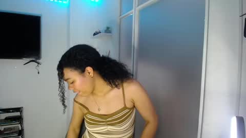 Snapshot of dena_k_ chatting on December 1, 8:31 pm Dena k s online show from December 1, 8:31 pm