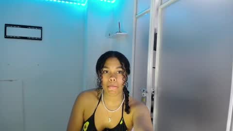 Snapshot of dena_k_ chatting on December 14, 7:46 pm Dena k s online show from December 14, 7:46 pm