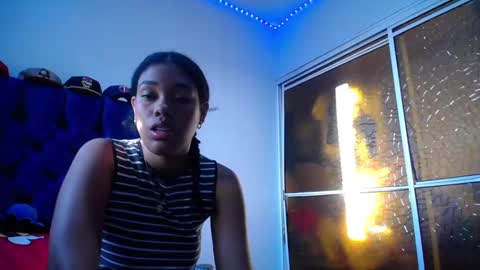 Snapshot of dena_k_ chatting on January 18, 12:04 pm Dena k s online show from January 18, 12:04 pm