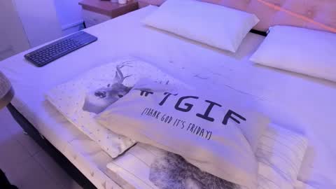 denisse_logan online show from October 22, 3:18 am