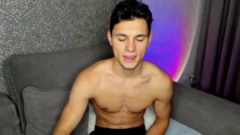 Den online show from February 3, 6:28 pm