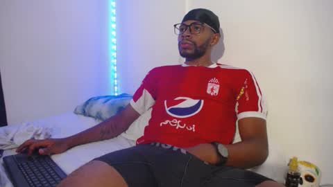 denzo online show from October 5, 4:00 am