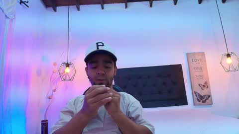 Snapshot of dereck_jhonsonn chatting on November 5, 10:10 pm Dereck online show from November 5, 10:10 pm