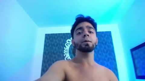 Snapshot of dereck_jhonsonn chatting on November 14, 8:57 am Dereck online show from November 14, 8:57 am