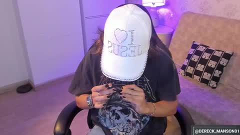 dereck_manson online show from October 14, 11:44 am