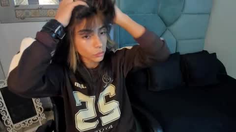 dereck_manson online show from November 11, 11:54 am