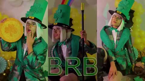 Snapshot of derek_grey1 chatting on March 9, 6:11 pm Derek independent online show from March 9, 6:11 pm